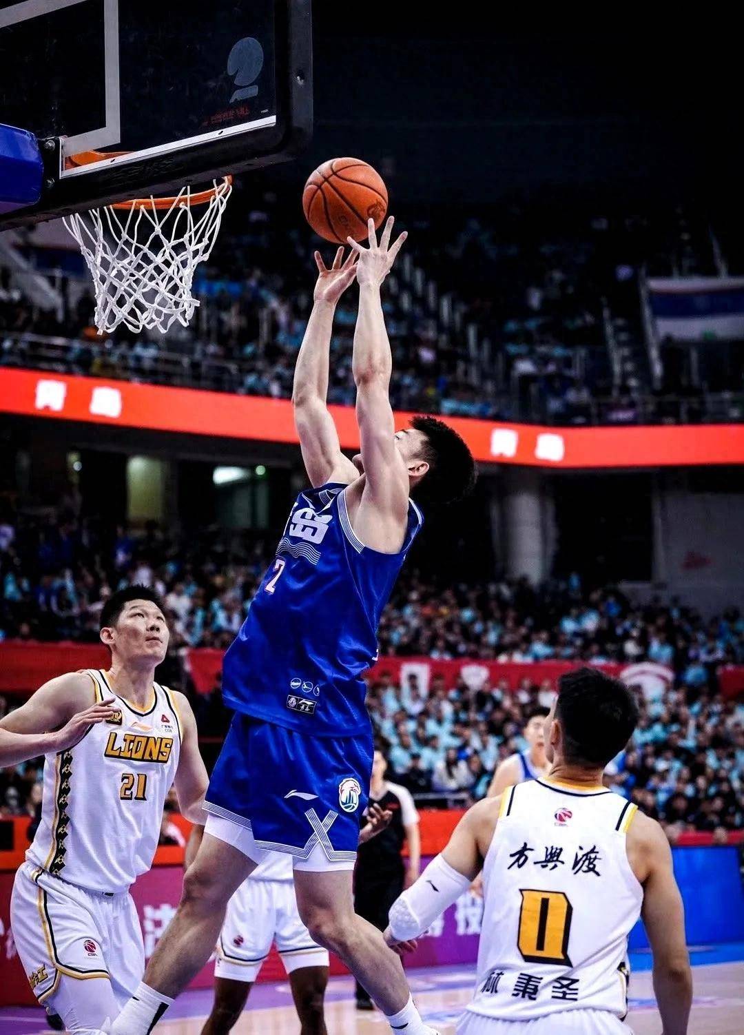 关于转折点！浙江队更衣室发声；CBA常规赛国际比赛日攻防权衡；震撼外界；身体对抗强度拉满的信息